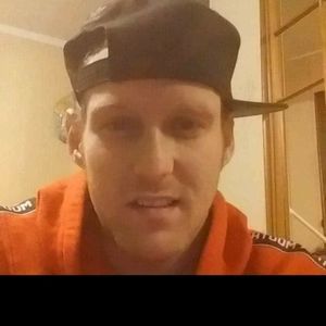 Meet your Posher, Lewis